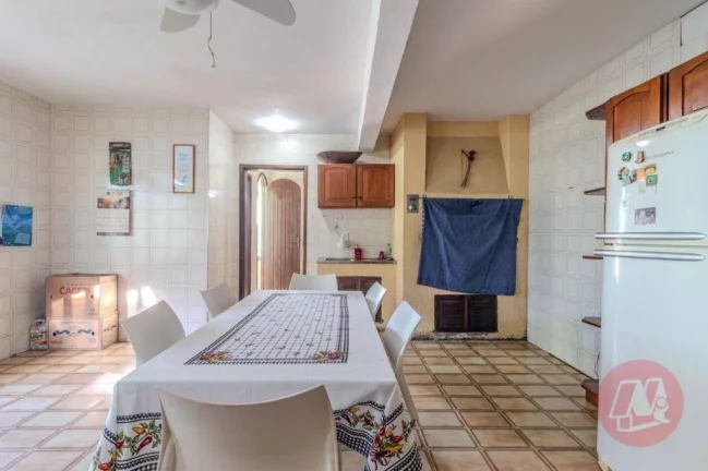 Imagem Casa com 5 dormitórios para alugar, 270 m² por R$ 7.222,00/mês - Partenon - Porto Alegre/RS
