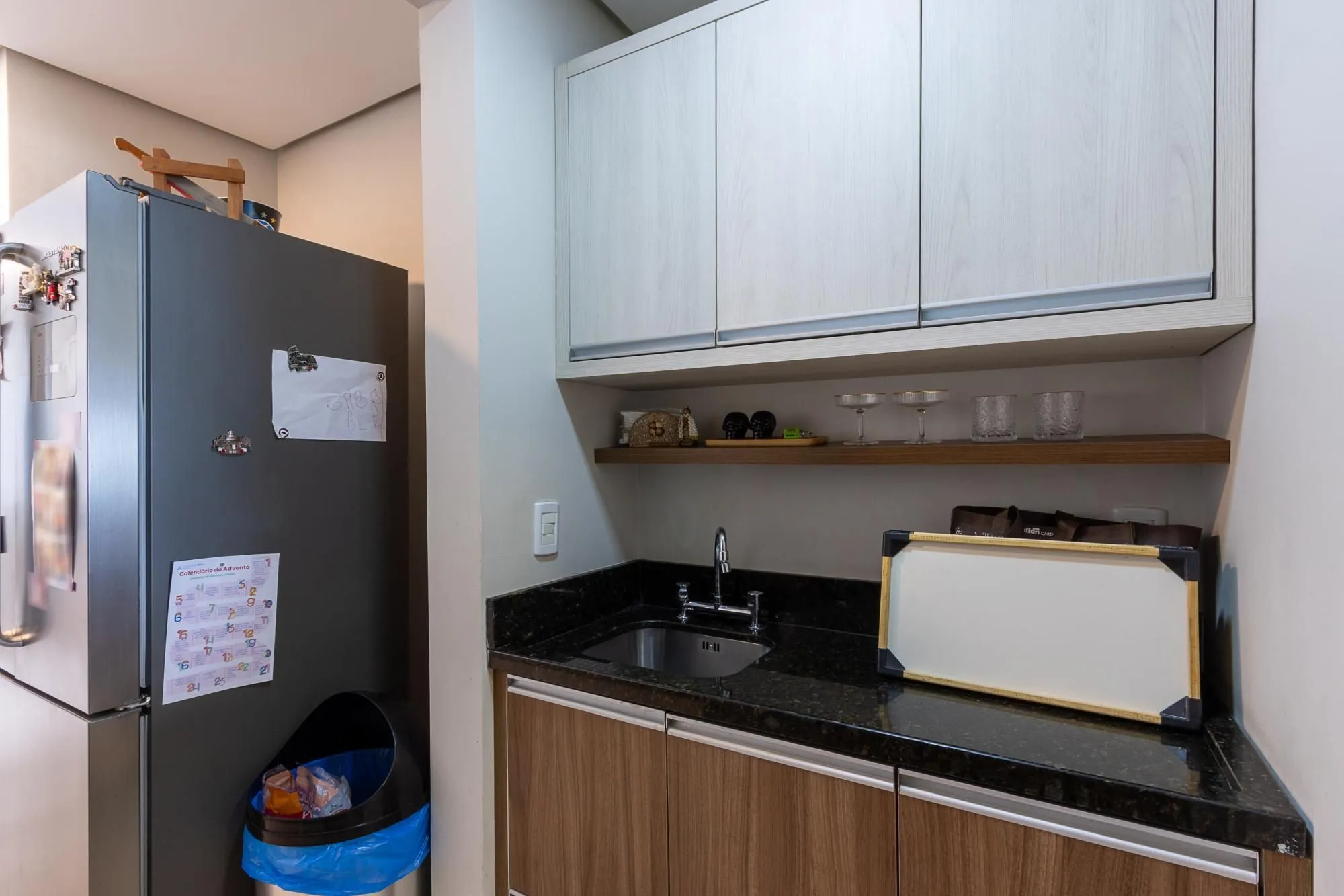 Imagem Apartamento à venda, com 3 dorm, 2 suítes, 2 vagas - bairro Cristal