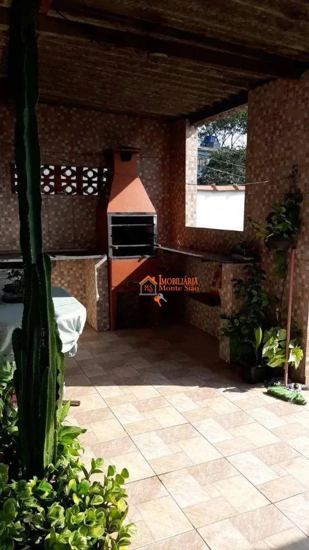 Imagem Sobrado com 6 dormitórios à venda, 1200 m² por R$ 1.279.000,00 - Presidente Dutra - Guarulhos/SP