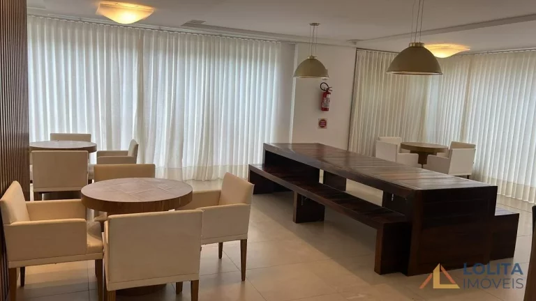 Imagem Apartamento à Venda, 3 quartos sendo 1 suíte, no Centro de Florianópolis/SC