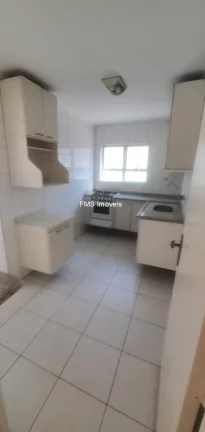 Imagem Apartamento para venda ou locação em Moema, SP, com 2 quartos, 3 banheiros, 2 vagas de garagem!