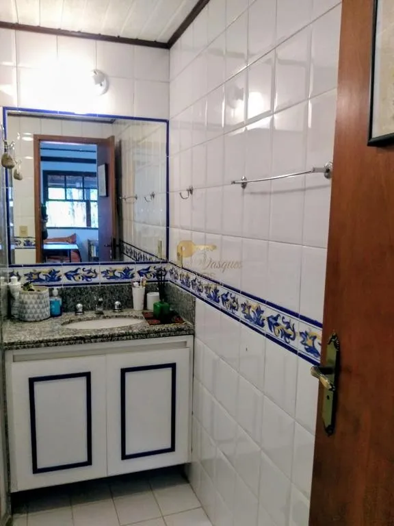 Imagem Casa para Venda em Teresópolis / RJ no bairro Albuquerque