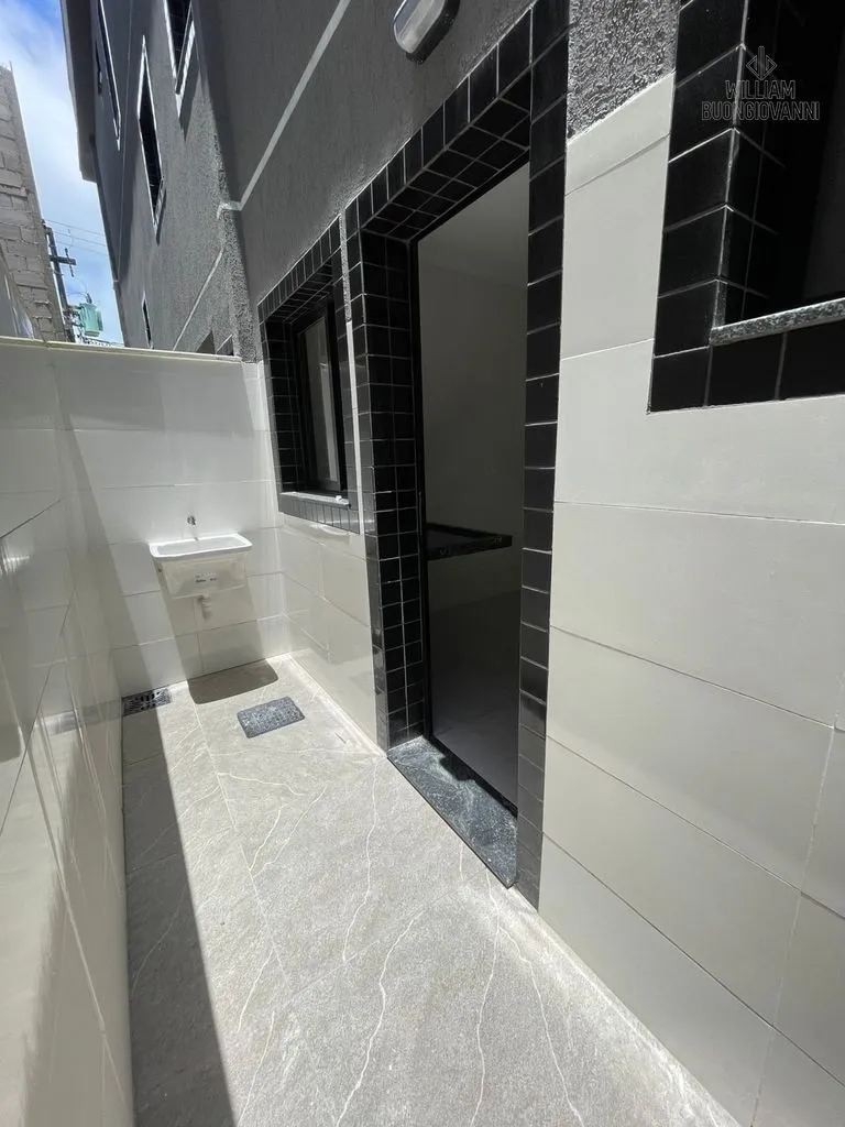 Imagem Belíssima Casa de Condomínio com 2 dormitórios