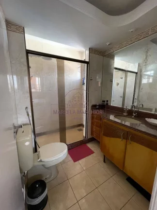 Imagem 4 quartos, suíte, 3 banheiros, 2 vagas, 1 quarto foi transformado em closet