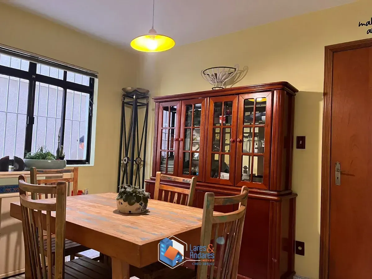 Imagem Sobrado para venda em Vila Clementino com 3 quartos, sendo 1 suíte, 178m²