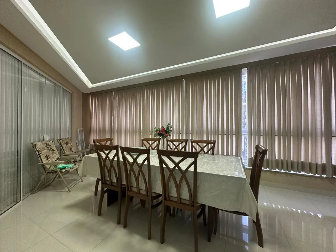 Imagem Apartamento à venda com 197.7m2 por R$ 2.850.000,00