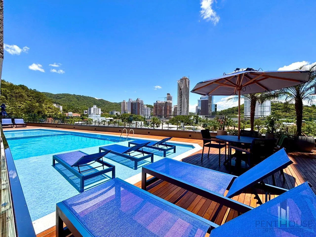 Imagem Apartamento Zona Central para Venda em Balneário Camboriú, Praia dos Amores, 2 dormitórios, 1 suíte, 2 banheiros, 1 vaga