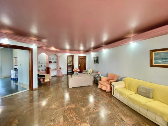 Imagem Apartamento com 3 Quartos à Venda, 260 m² em Nazaré - Belém