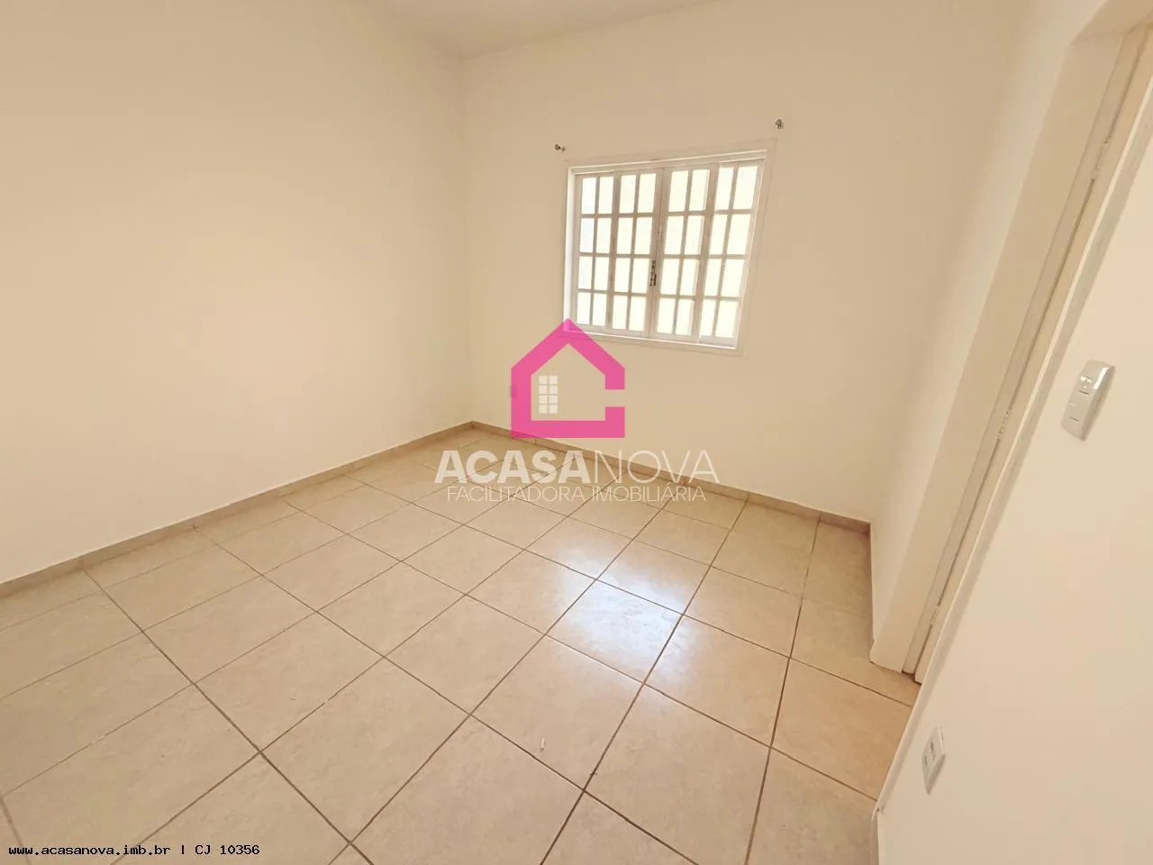 Imagem Casa para Venda em Maricá, Araçatiba, 4 dormitórios, 1 suíte, 2 banheiros, 2 vagas