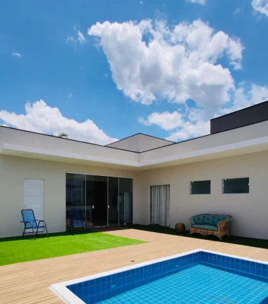 Imagem Linda casa a venda no Condomínio Ninho Verde Eco Residence II - Pardinho/SP.