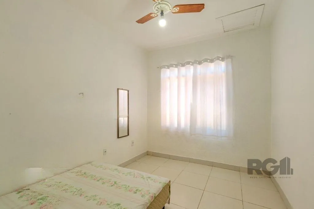 Imagem Casa de 3 dormitórios no bairro Rubem Berta
