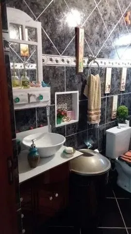 Imagem Casa à venda 2 Quartos, 2 Vagas, 232M², Abaete, Taubaté - SP