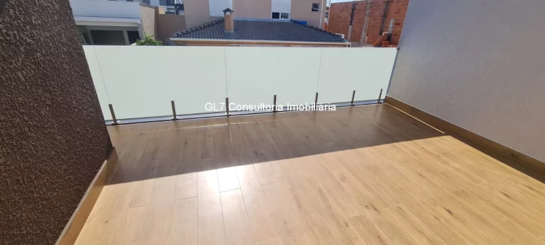 Imagem Sobrado a Venda 3 Suítes com Closet e Piscina Condomínio Maria Dulce Indaiatuba SP