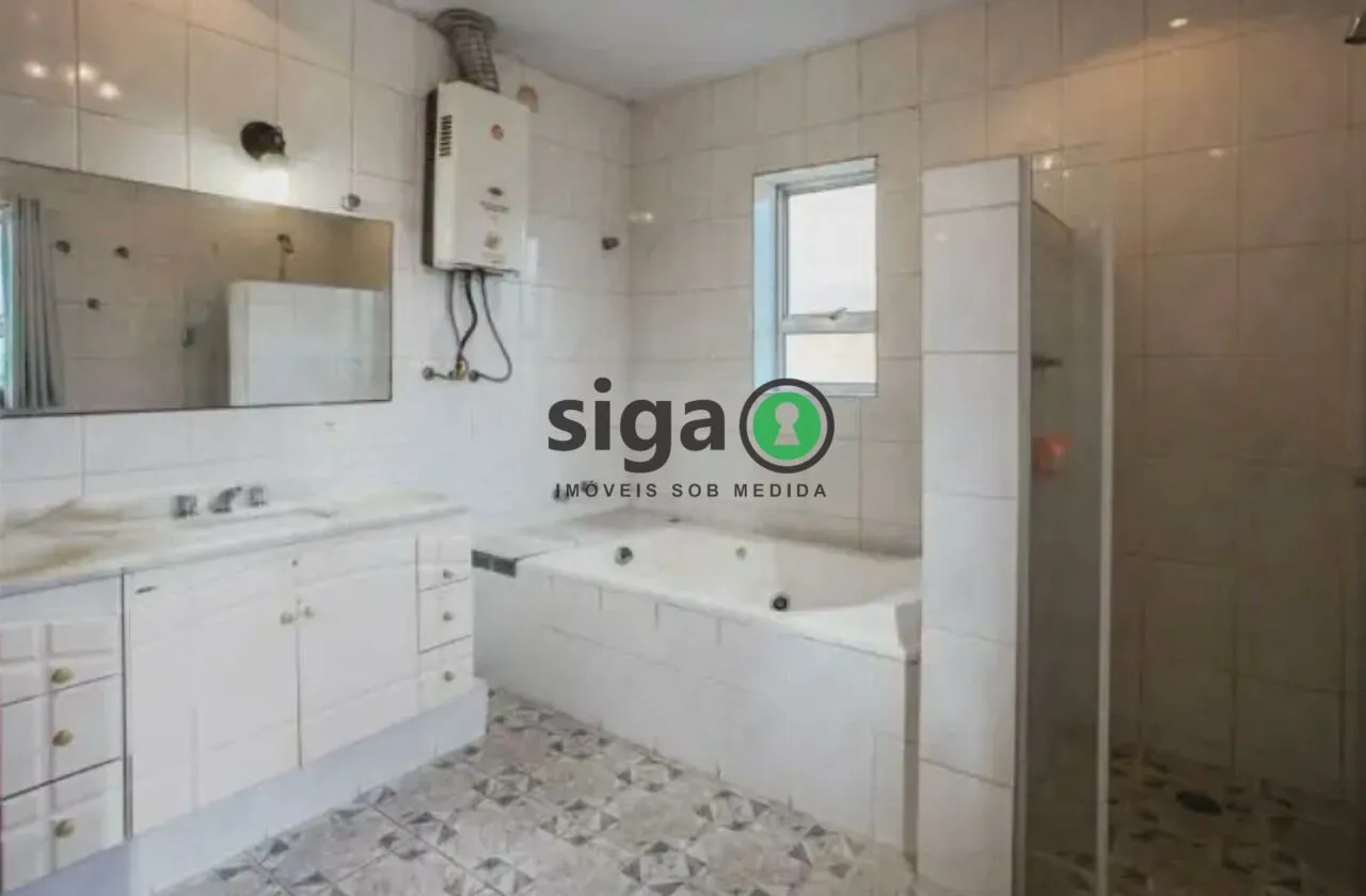 Imagem Casa Assobradada à Venda , com 4 suites, 4 vagas na Vila Madalena