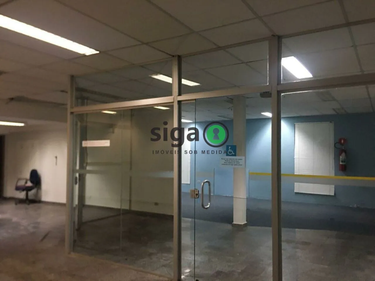 Imagem Casa Comercial para Locação no Jardim América/ Pinheiros com 359m² e 20 vagas de estacionamento