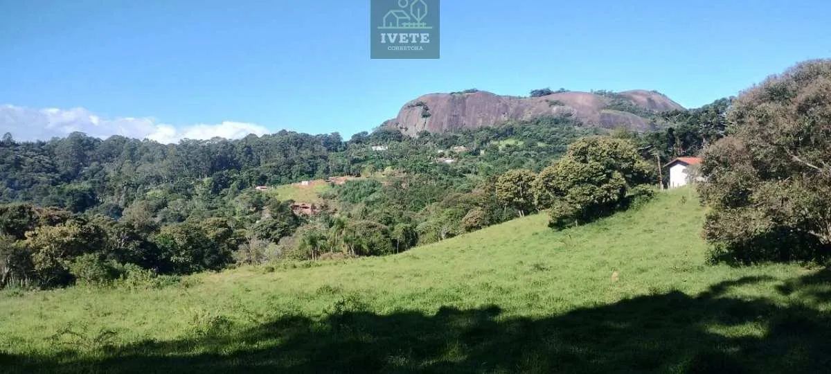 Imagem Ampla Área Rural à Venda em Pedra Bela/SP - Vista para a Pedra Maria Antônia