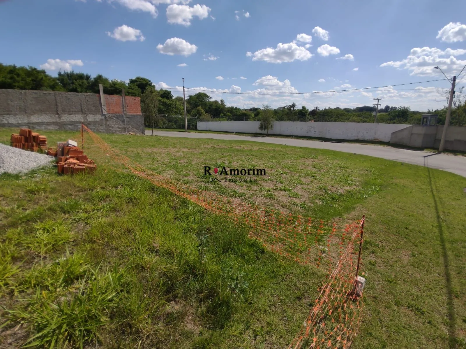 Imagem Lote plano a venda no Condominio Garden Ville em Itu