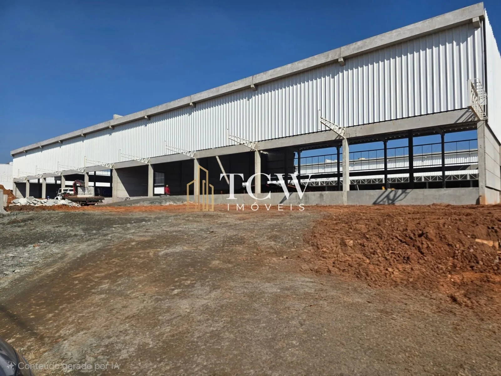 Foto do imóvel Galpão Logístico com Docas para Locação em Cumbica | Guarulhos/SP | 13.111 m²