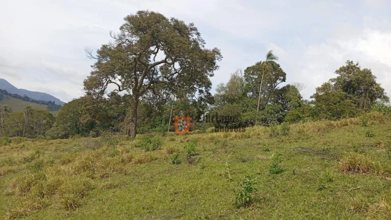 Imagem Terreno à venda, 4750 m² por R$ 350.000,00 - Salto Do Meio - Extrema/MG