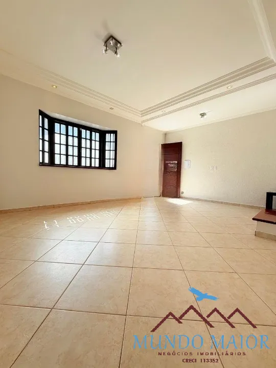 Imagem OPORTUNIDADE ÚNICA! SOBRADO 280M² PRONTO PARA MORAR - 3 SUÍTES + ESCRITÓRIO
