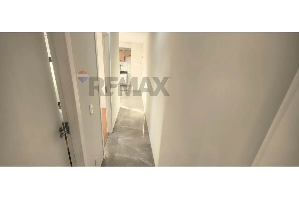 Imagem Aluga-se apartamento de 2 quartos, 1 banheiro, 1 vaga, no condomínio Dez Jacarepaguá, Anil próximo ao Parkshopping Jacarepaguá