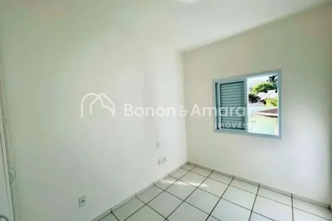 Imagem Casa em condomínio para locação - com 3 quartos e uma suíte