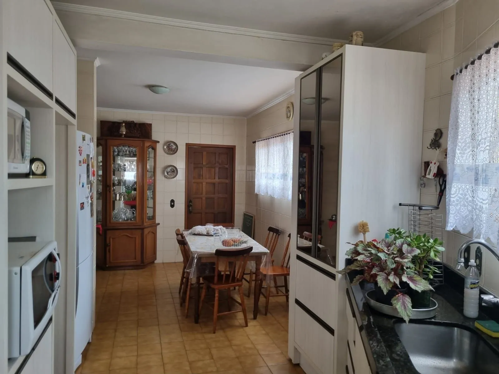 Imagem Casa / Sobrado bem grande 266 m² - Vila João Pessoa - Porto Alegre - Preço bem atrativo