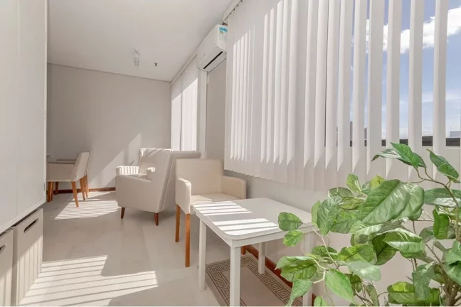 Foto do imóvel Sala para venda em Porto Alegre