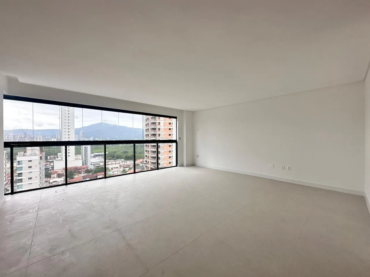 Imagem Apartamento à venda com 134m2 por R$ 1.750.000,00
