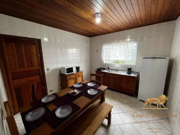 Imagem Casa com 3 dormitórios para alugar por temporada - Campos Do Jordão - Campos do Jordão/SP