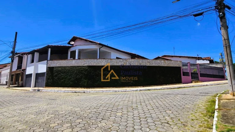 Imagem Casa com 3 dormitórios à venda - Chácara Do Moinho - Cachoeira Paulista/SP