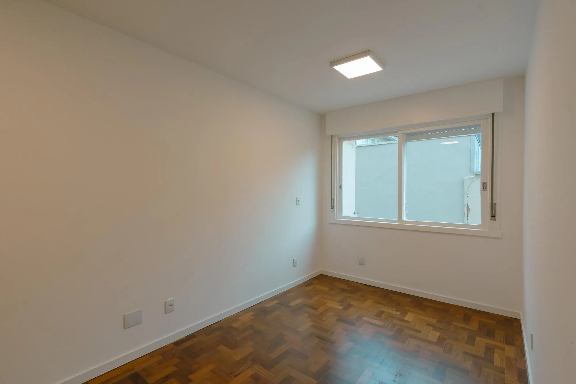 Imagem Apartamento de 2 dormitorios à venda em Higienópolis, Porto Alegre.