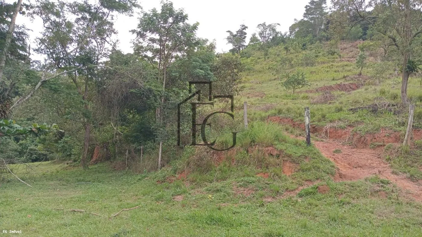 Imagem Sítio / Chácara para Venda em Silva Jardim, 3 dormitórios, 2 banheiros, 4 vagas