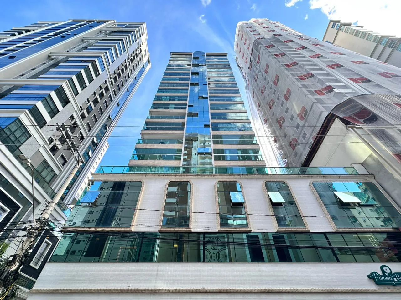 Foto do imóvel Apartamento à venda com 141m2 por R$ 2.300.000,00