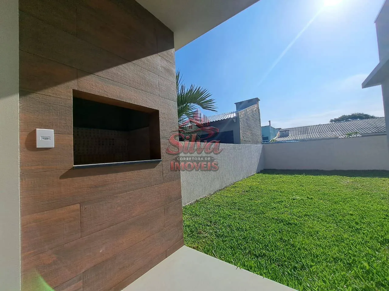 Imagem Casa alto padrão com suíte no Centro de Imbé