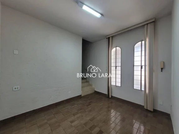 Imagem Casa disponível para locação no Centro - Igarapé/MG