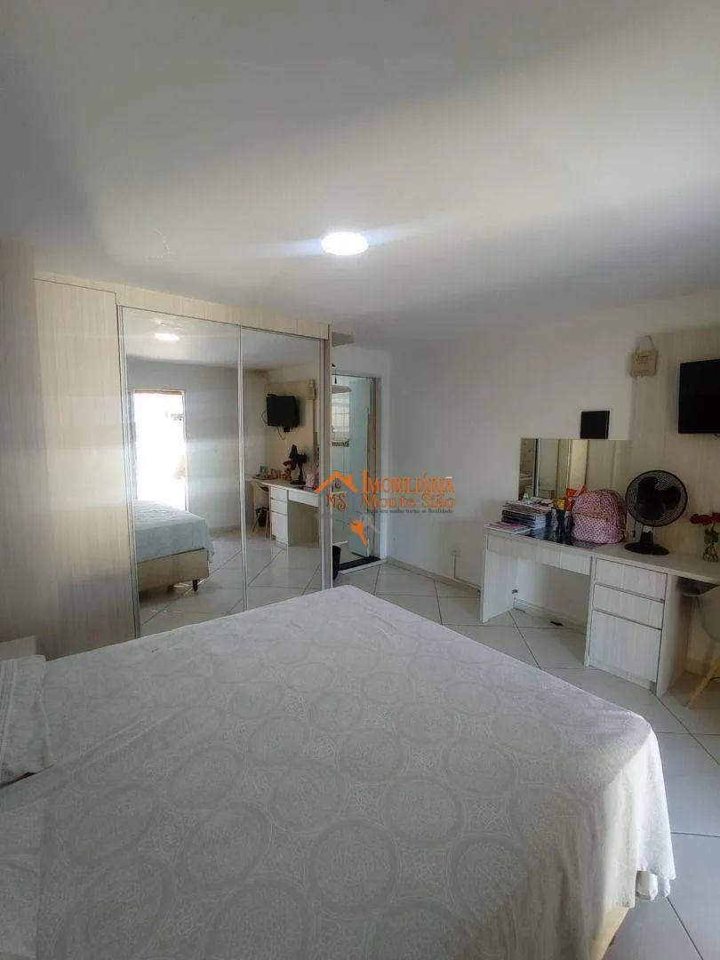 Imagem Sobrado com 5 dormitórios à venda, 200 m² por R$ 650.000,00 - Parque Flamengo - Guarulhos/SP