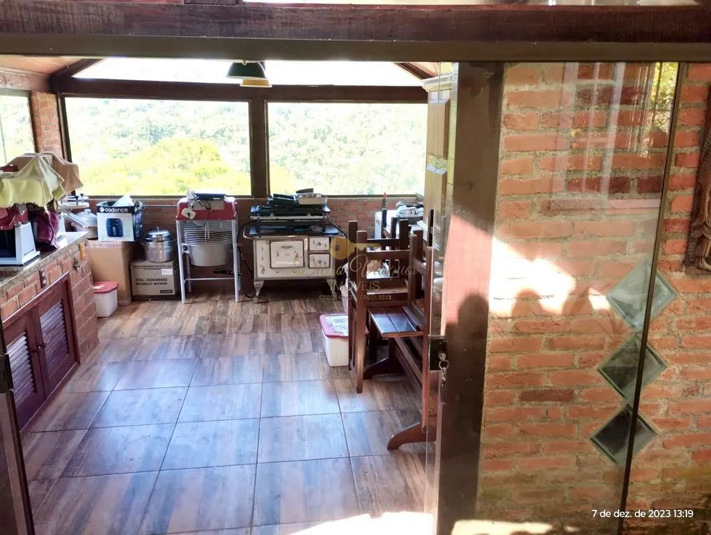 Imagem Casa em Condomínio para Venda em Teresópolis / RJ no bairro Albuquerque