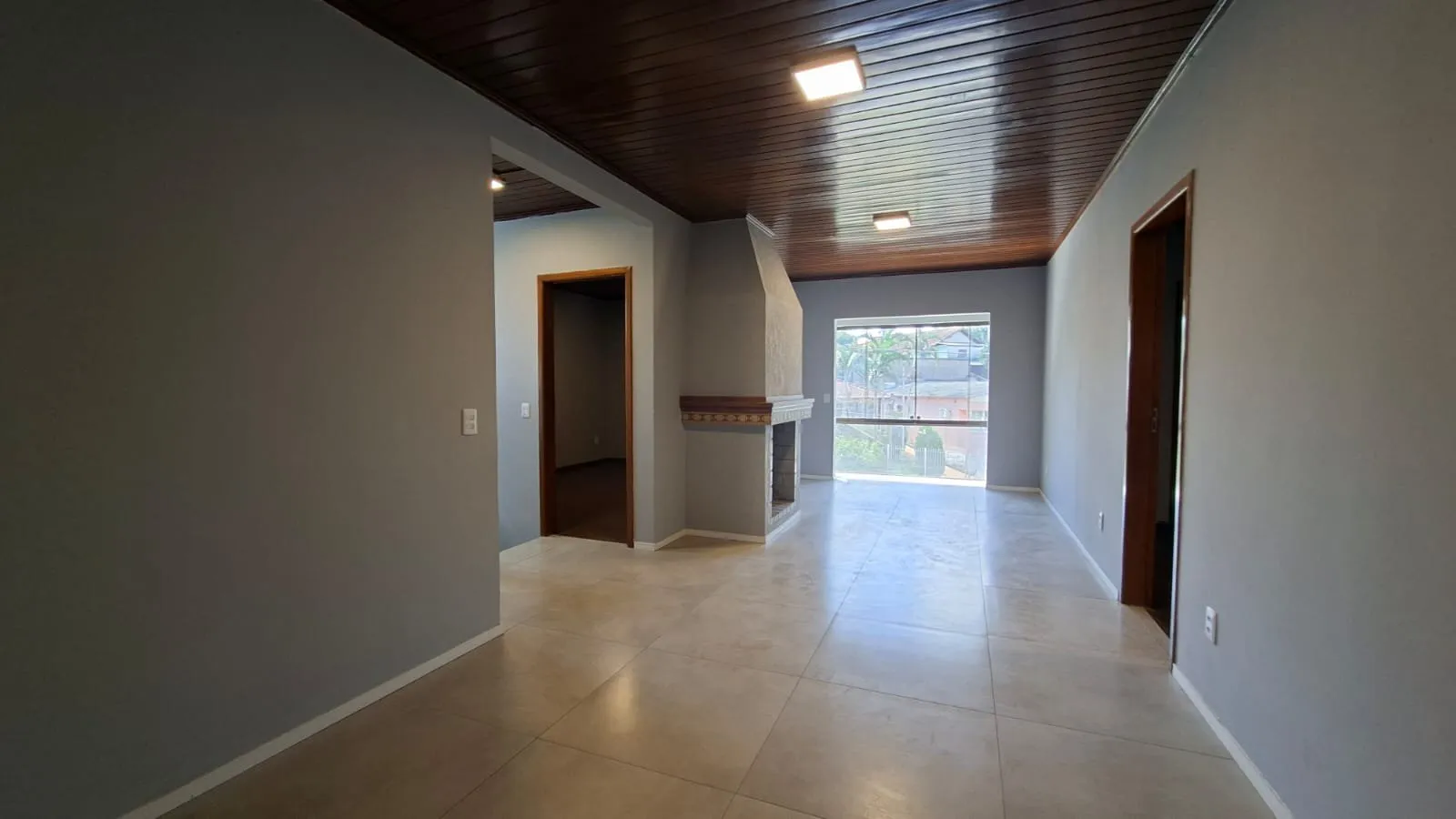 Imagem Casa impecável com suíte, piscina e espaço gourmet no Dom Feliciano - Centro de Viamão!
