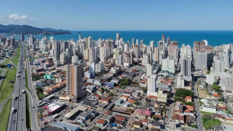 Imagem Portal 246 Residence - Apartamento à venda no bairro Meia Praia - Itapema/SC