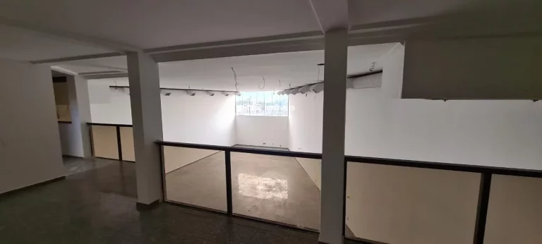 Imagem Prédio comercial exclusivo no Alto da Lapa, São Paulo-SP: 942m², 2 banheiros - Venda ou Locação!
