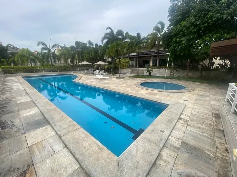 Imagem Casa de Condomínio com 4 Quartos à Venda, 400 m² em De Lourdes - Fortaleza