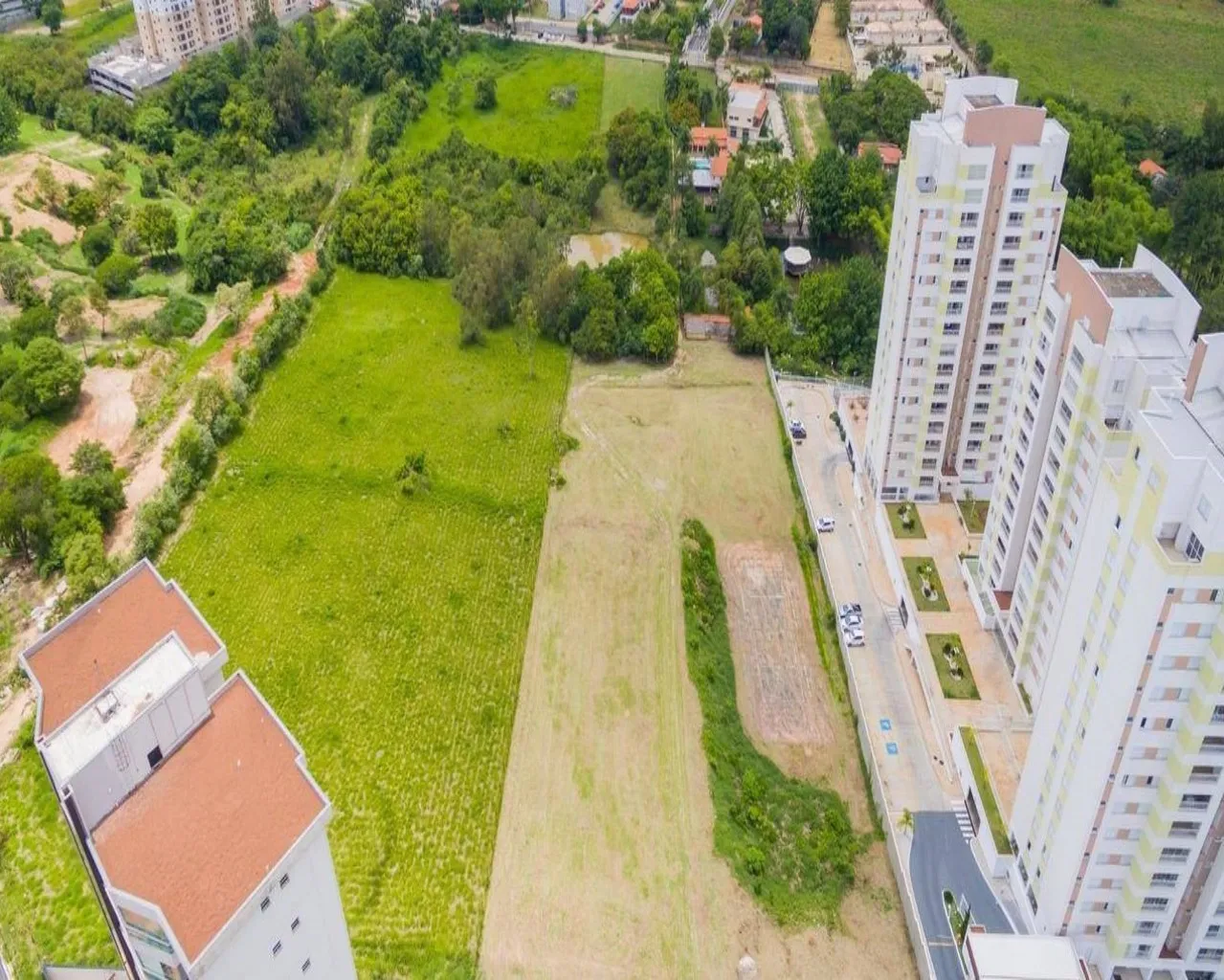 Imagem Área para Venda em Sorocaba / SP no bairro Parque Campolim