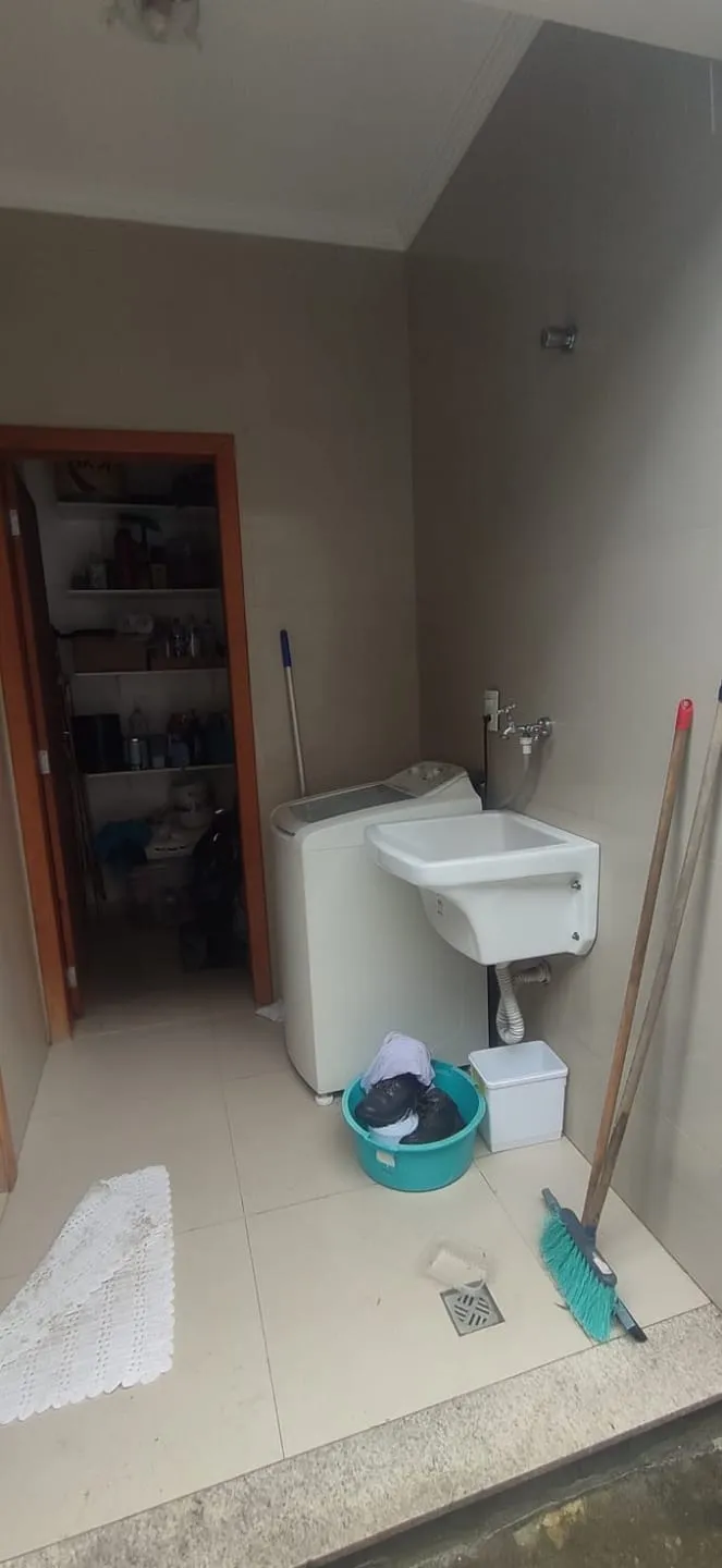 Imagem Casa à venda 2 Quartos, 1 Suite, 2 Vagas, 200M², Parque das Palmeiras, Pindamonhangaba - SP