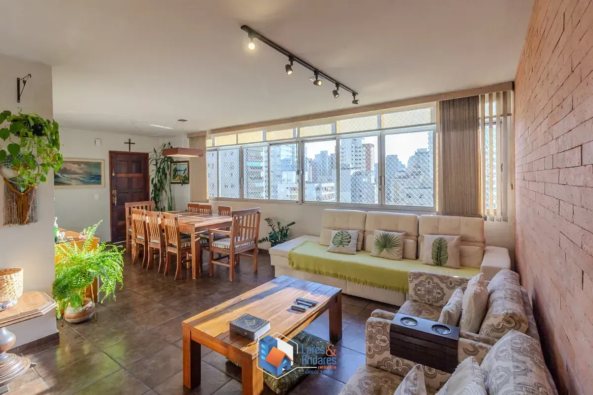 Foto do imóvel Apartamento para venda em Santa Cecília com 3 quartos, 120m² em Rua Doutor Gabriel dos Santos