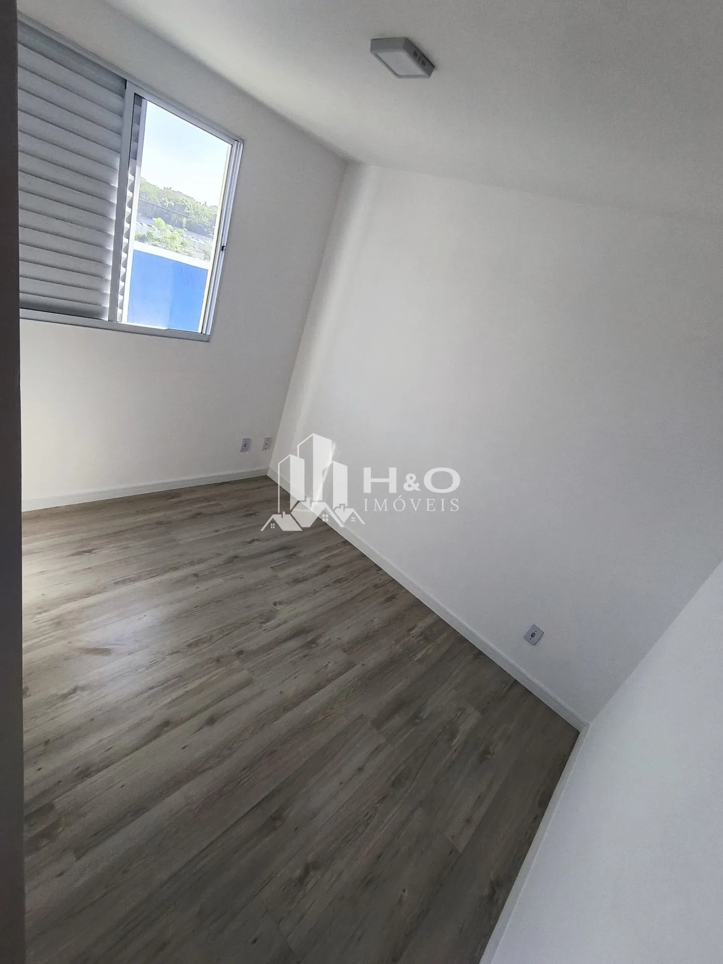 Imagem Oportunidade! Apartamento de 44m² com 2 dormitórios e vaga - Bairro Cosmopolita/Itaquera