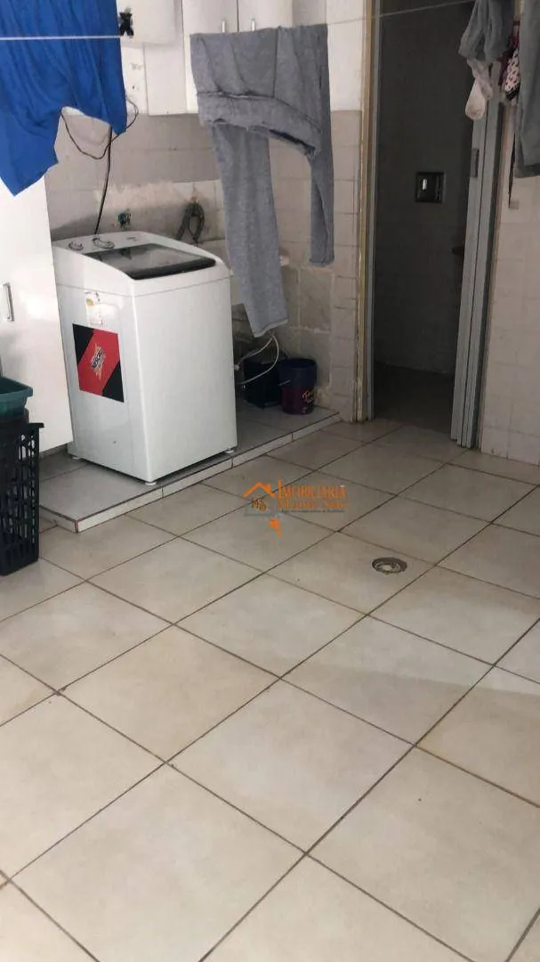 Imagem Sobrado com 3 dormitórios à venda, 183 m² por R$ 499.000,00 - Vila Rosália - Guarulhos/SP