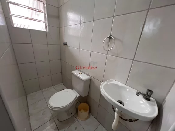 Imagem Sobrado à venda com 220m², 3 quartos, 2 suítes, 8 vagas por R$800.000,00 na Vila Mathias em Santos