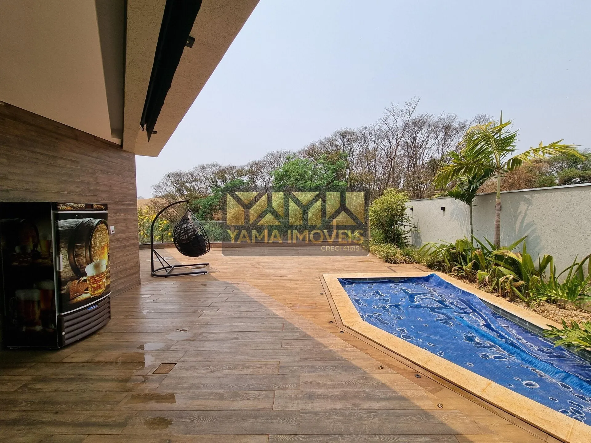 Imagem Alphaville 3 - Sobrado de Luxo 254m² | 4 Suítes, Piscina e Energia Solar em Condomínio Alphaville