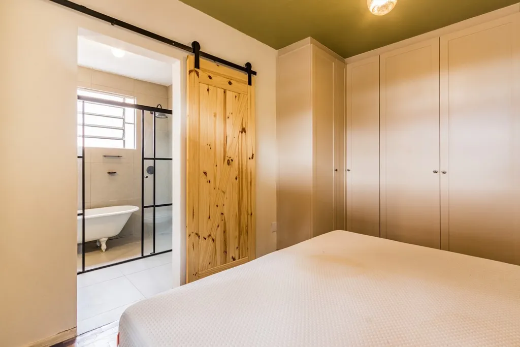 Imagem Casa de Condomínio em Santa Tereza